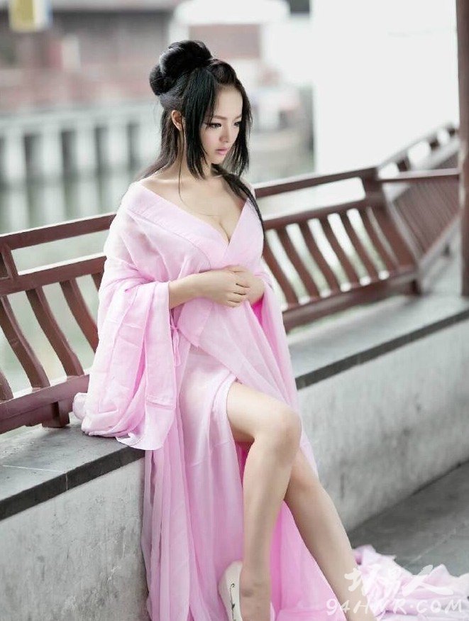 湖南艺术职业学院校花李玲个人资料微博 李玲性感写真图片