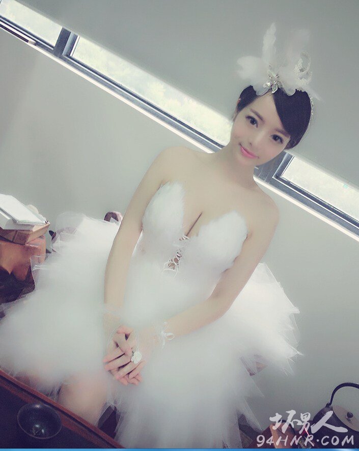 湖南艺术职业学院校花李玲个人资料微博 李玲性感写真图片