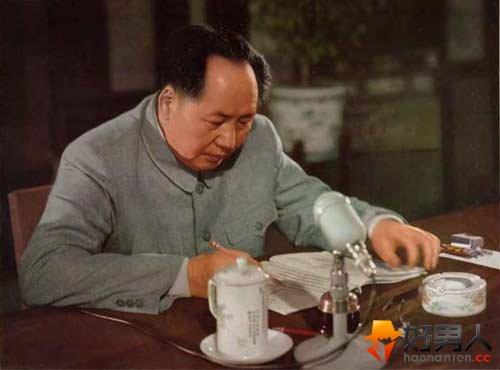 毛泽东的收入开支:月工资404.8元伙食费每天3元