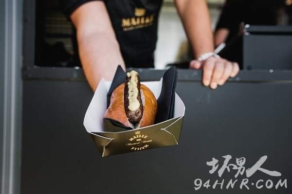 世界上最贵的热狗 500元一个吃不起啊