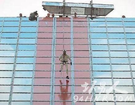 比利时男子刷新垂直跑百公尺世界纪录
