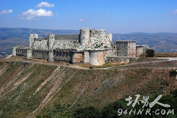 1280px-Krak_des_Chevaliers_NW_Syria_-_3