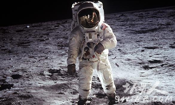 ͼϵһˣ·ķ˹(Neil Armstrong)