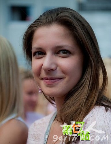 太养眼了!这国家简直天堂 美女如云却愁嫁